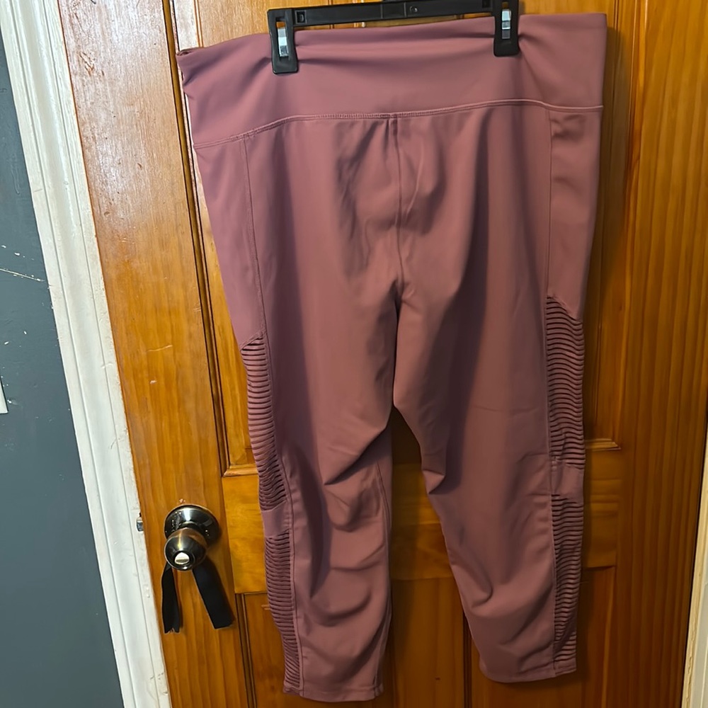 Pink sheer side slice leggings